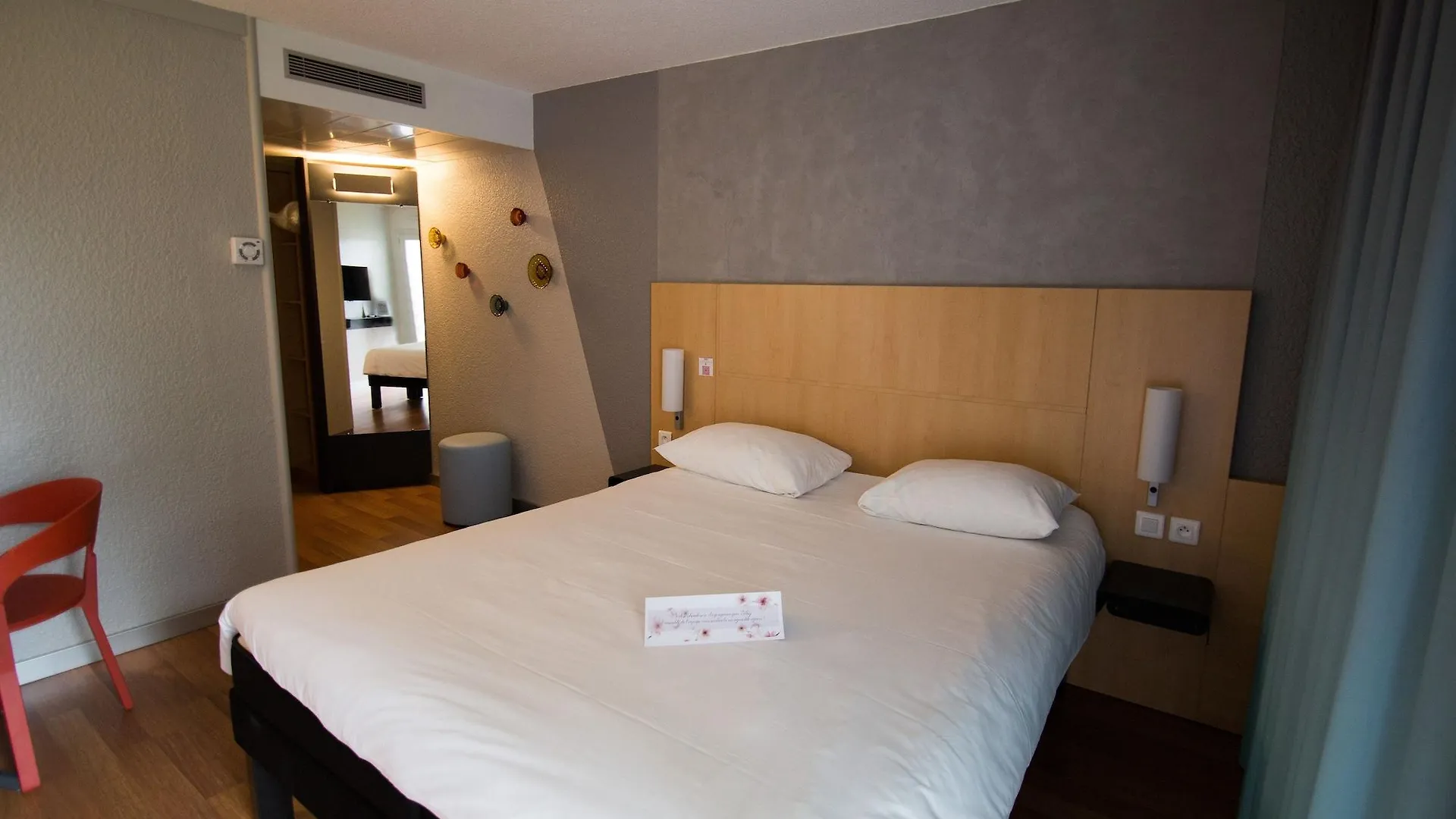 Ibis Rennes Beaulieu Hotel Cesson-Sevigne 3*,